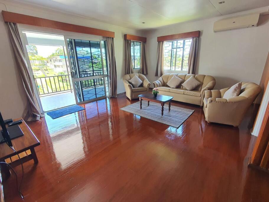 Loverly 3 Bedroom Rental Pool Outdoor Area Upper Suva Exterior photo
