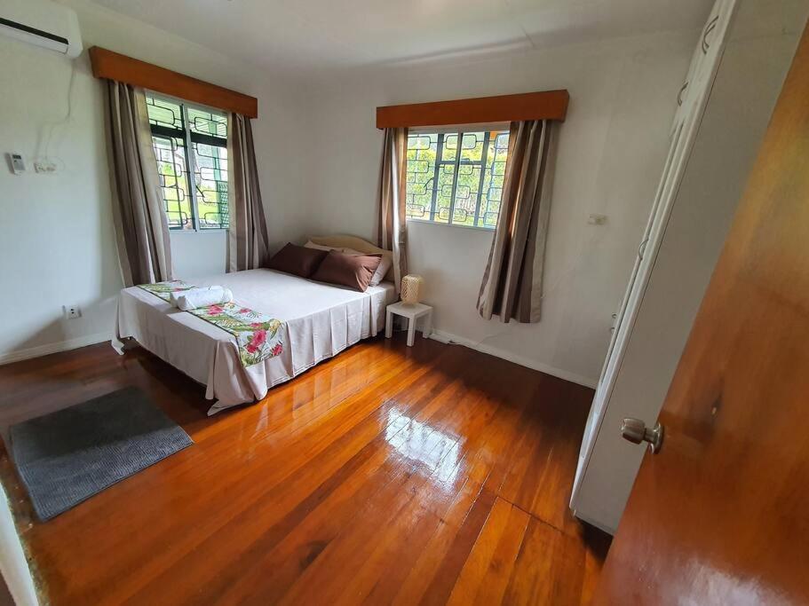 Loverly 3 Bedroom Rental Pool Outdoor Area Upper Suva Exterior photo