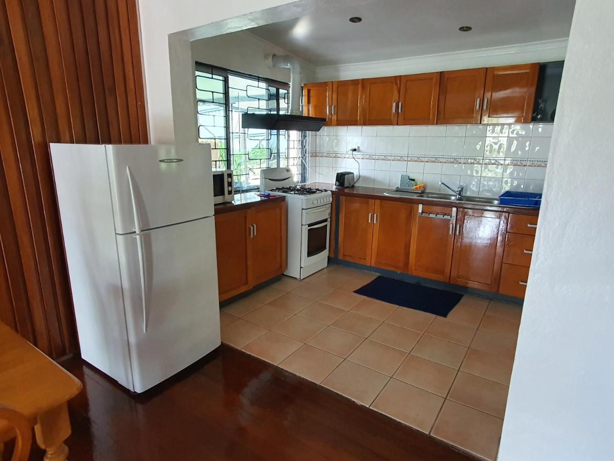 Loverly 3 Bedroom Rental Pool Outdoor Area Upper Suva Exterior photo