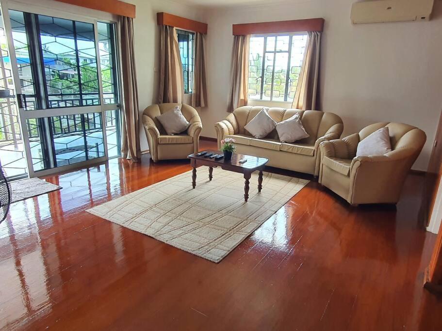 Loverly 3 Bedroom Rental Pool Outdoor Area Upper Suva Exterior photo